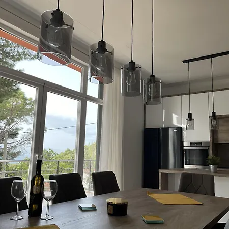 Ferienhaus House Pine Tree *