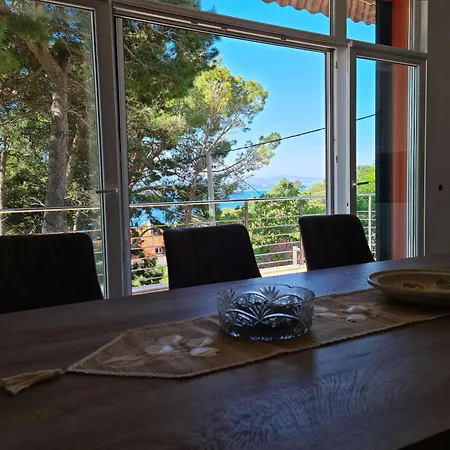 House Pine Tree Holiday home